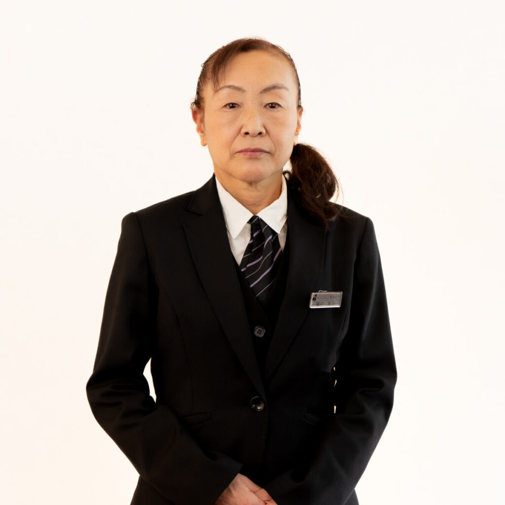 樋口  友子